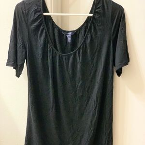 Long plain black shirt/ short sleeved